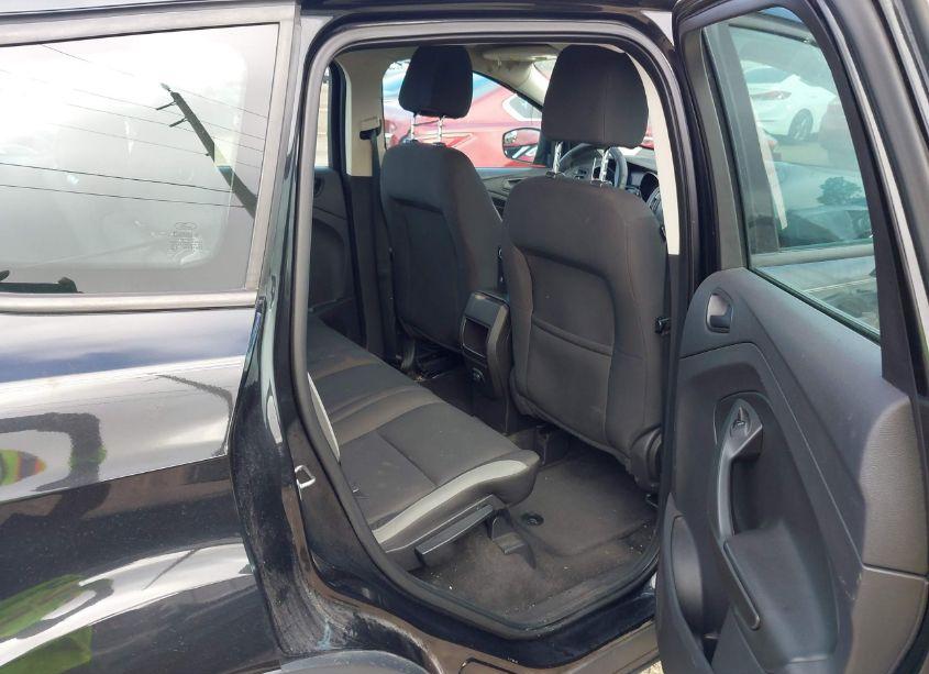 Photo 8 of 2013 Ford Escape S (VIN 1FMCU0F75DUC99193)