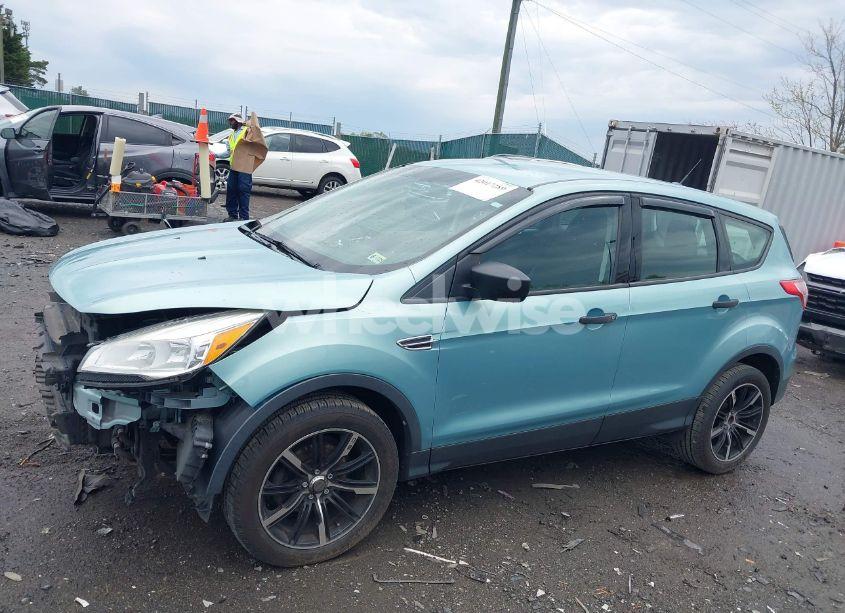 Photo 15 of 2013 Ford Escape S (VIN 1FMCU0F75DUD00309)