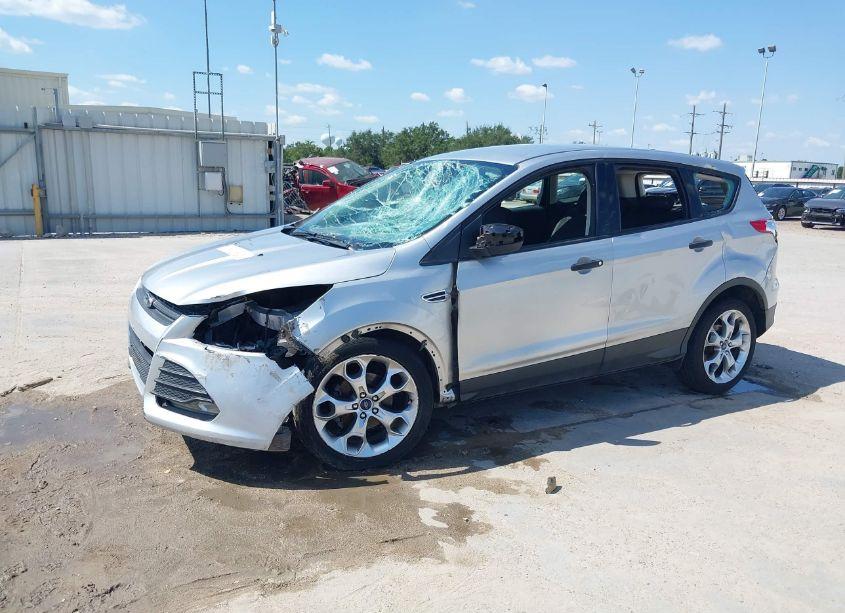 Photo 2 of 2014 Ford Escape S (VIN 1FMCU0F75EUD73035)