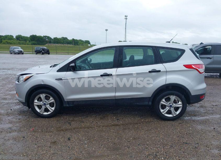 Photo 14 of 2014 Ford Escape S (VIN 1FMCU0F75EUE27224)
