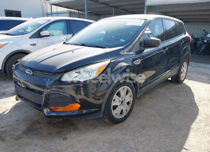 Photo 2 of 2015 Ford Escape S (VIN 1FMCU0F75FUA90975)