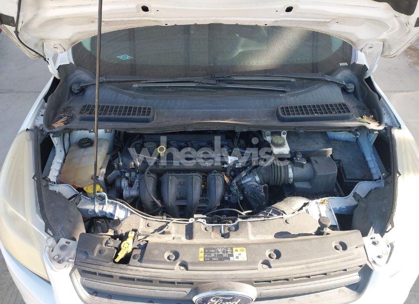 Photo 10 of 2015 Ford Escape S (VIN 1FMCU0F75FUB89117)