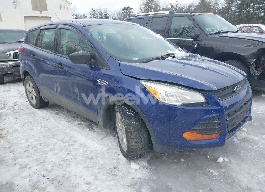 2016 Ford Escape S (VIN 1FMCU0F75GUA80075) main photo