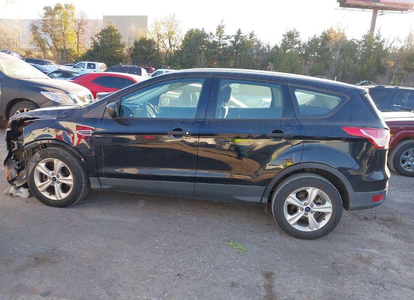 Photo 14 of 2016 Ford Escape S (VIN 1FMCU0F75GUB07114)