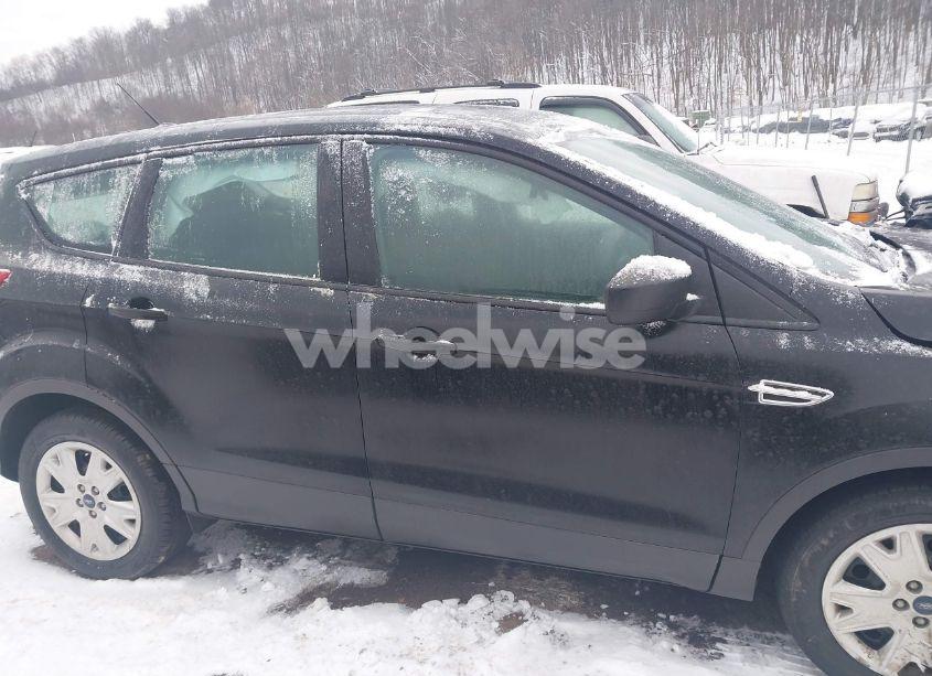 Photo 14 of 2016 Ford Escape S (VIN 1FMCU0F75GUB37147)