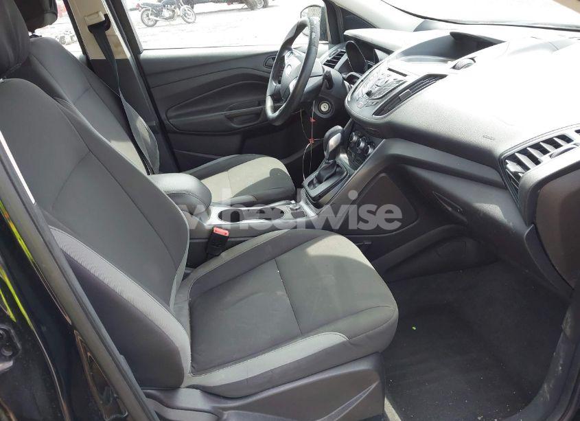 Photo 5 of 2016 Ford Escape S (VIN 1FMCU0F75GUC21615)