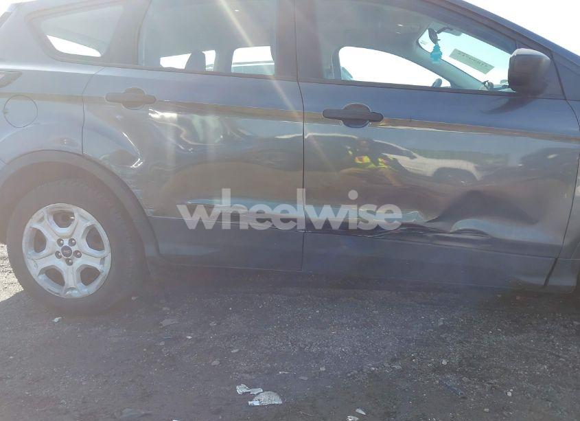 Photo 17 of 2017 Ford Escape S (VIN 1FMCU0F75HUD15558)