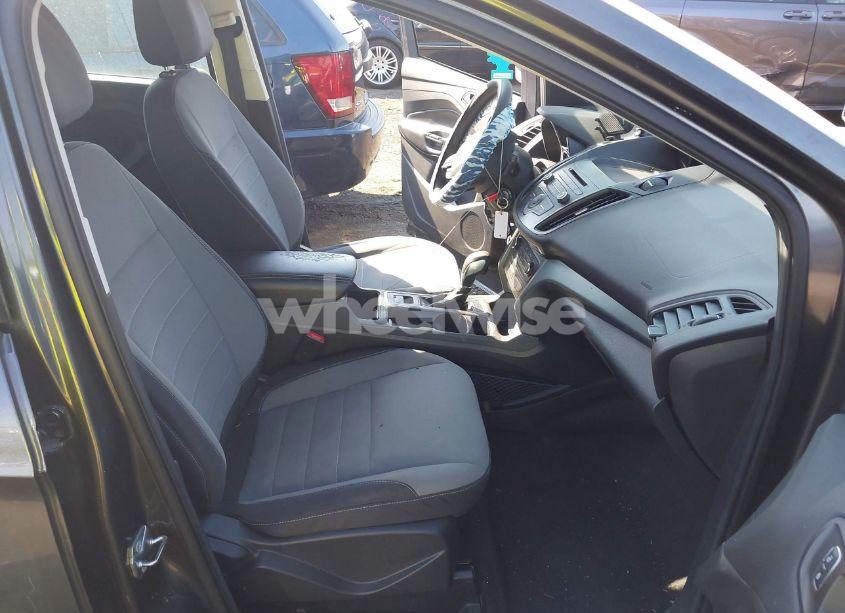 Photo 5 of 2017 Ford Escape S (VIN 1FMCU0F75HUD15558)