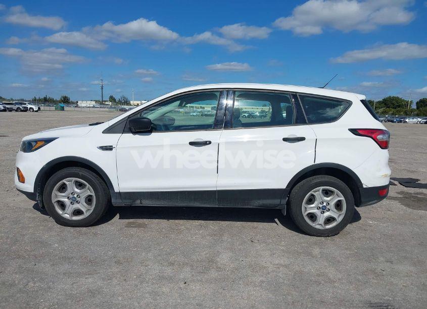 Photo 15 of 2018 Ford Escape S (VIN 1FMCU0F75JUA02032)