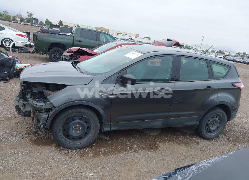 Photo 15 of 2018 Ford Escape S (VIN 1FMCU0F75JUA10261)