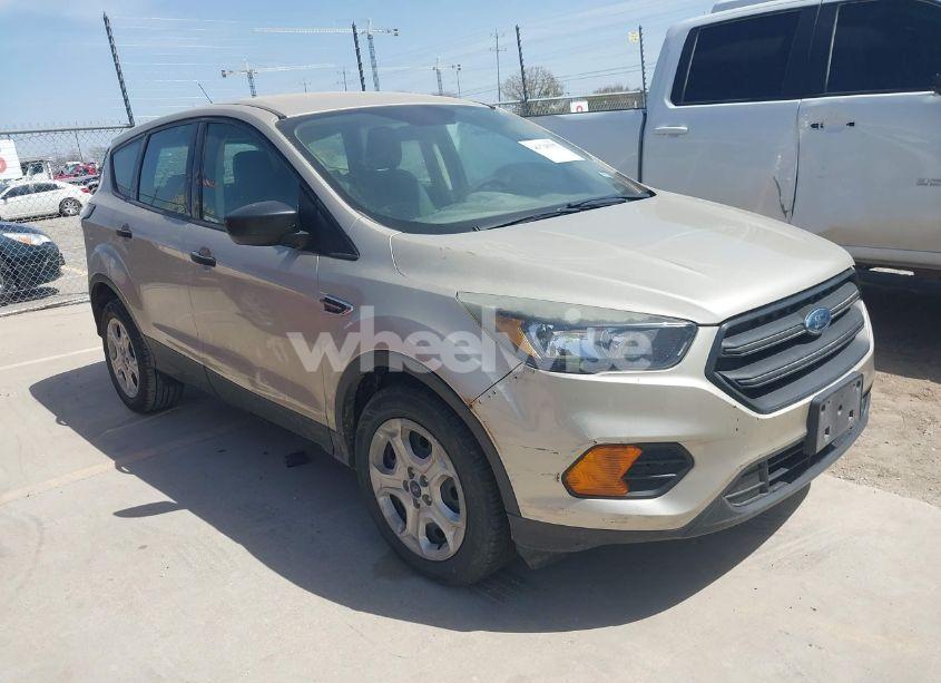 2018 Ford Escape S (VIN 1FMCU0F75JUB72536) main photo