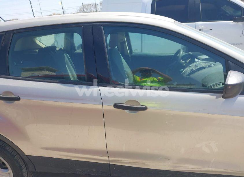 Photo 13 of 2018 Ford Escape S (VIN 1FMCU0F75JUB72536)