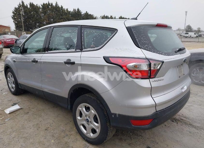 Photo 3 of 2018 Ford Escape S (VIN 1FMCU0F75JUB86291)
