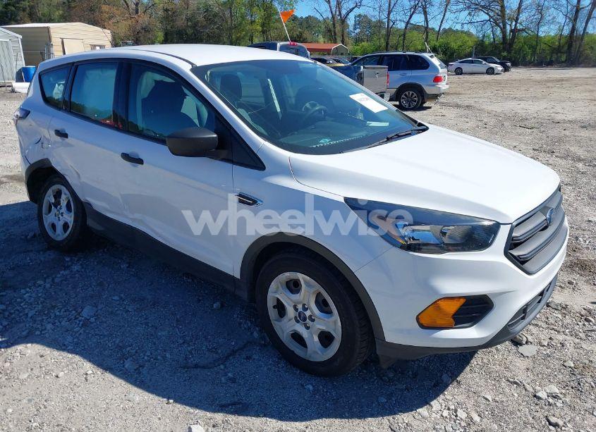 2018 Ford Escape S (VIN 1FMCU0F75JUD54558) main photo
