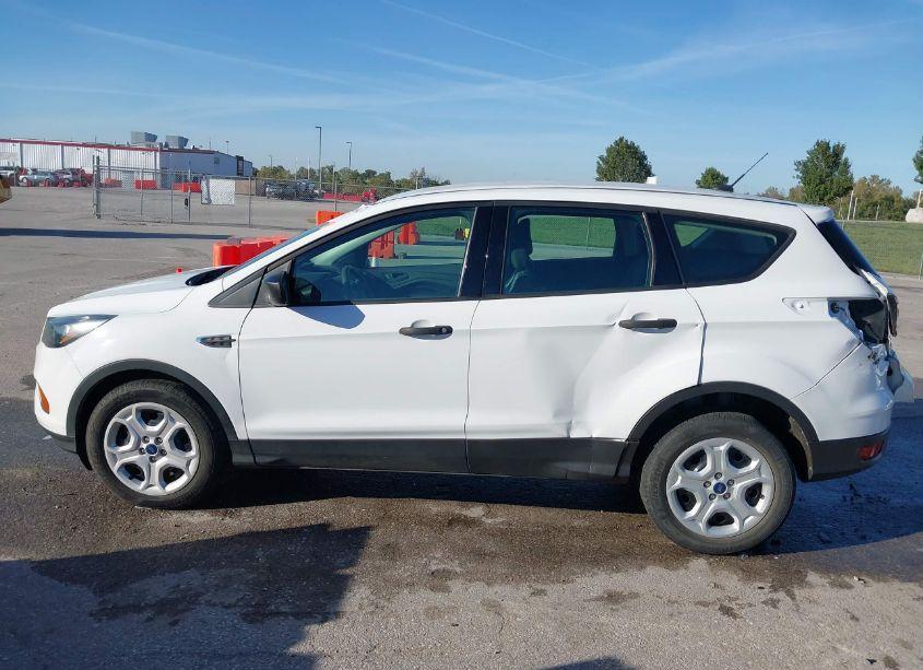 Photo 15 of 2019 Ford Escape S (VIN 1FMCU0F75KUB02987)