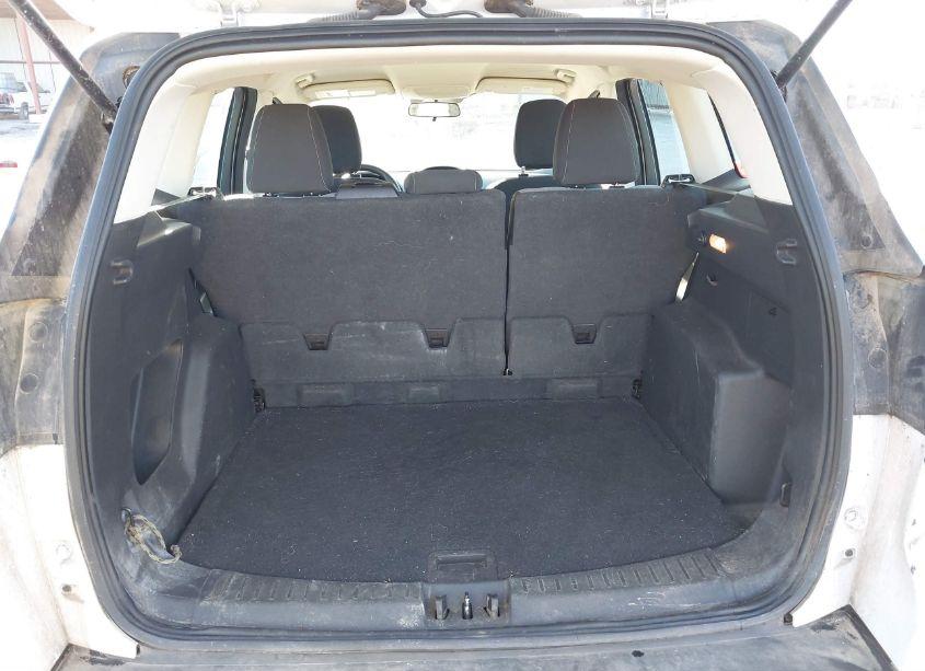 Photo 21 of 2019 Ford Escape S (VIN 1FMCU0F75KUB02987)