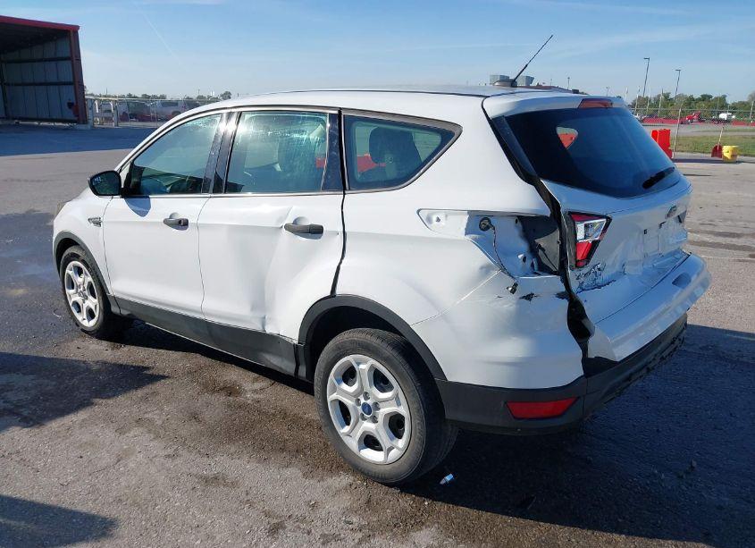 Photo 3 of 2019 Ford Escape S (VIN 1FMCU0F75KUB02987)