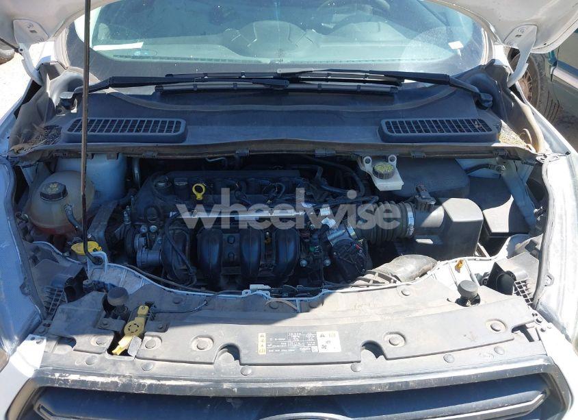 Photo 10 of 2019 Ford Escape S (VIN 1FMCU0F75KUB05551)