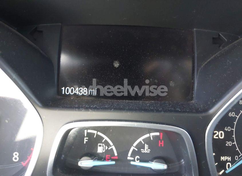 Photo 15 of 2019 Ford Escape S (VIN 1FMCU0F75KUB05551)