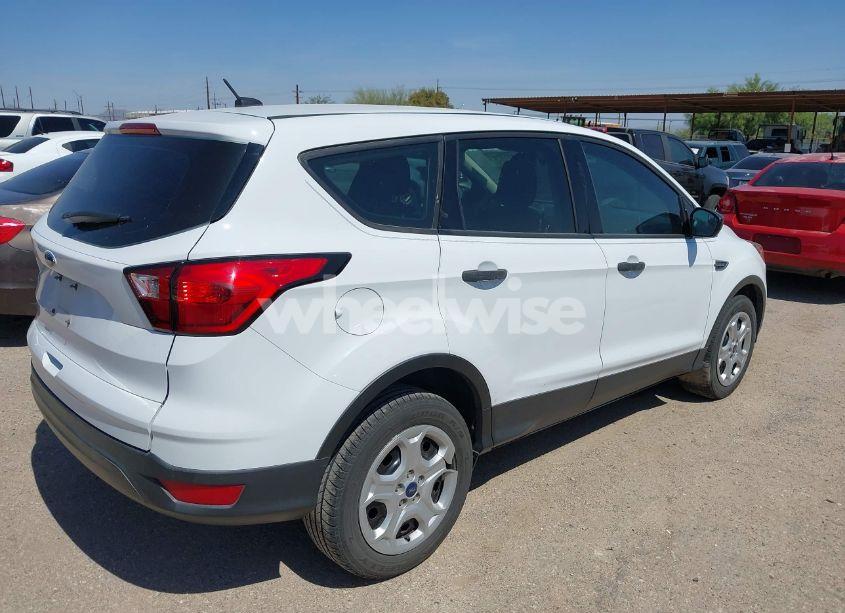Photo 4 of 2019 Ford Escape S (VIN 1FMCU0F75KUB05551)