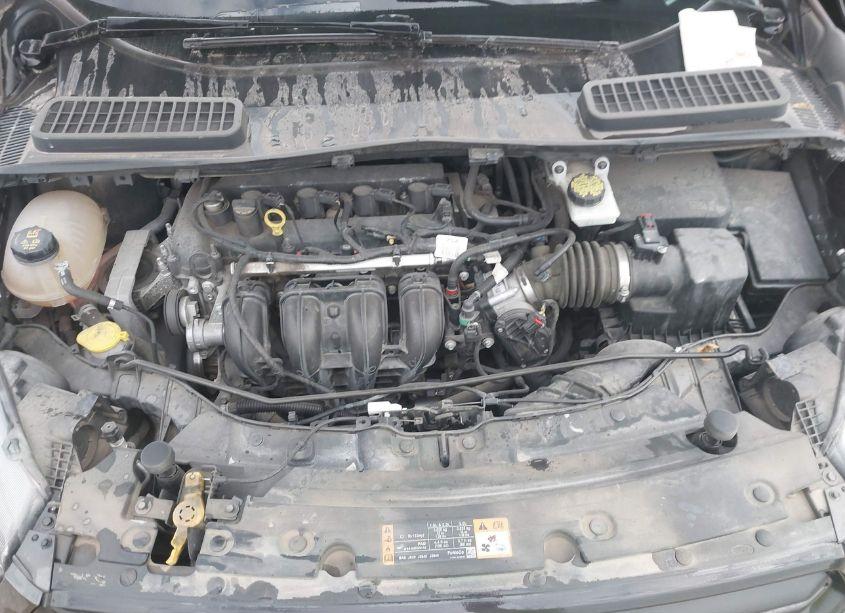 Photo 10 of 2019 Ford Escape S (VIN 1FMCU0F75KUB57102)