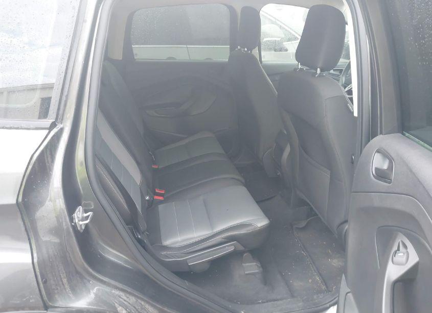 Photo 8 of 2019 Ford Escape S (VIN 1FMCU0F75KUB57102)