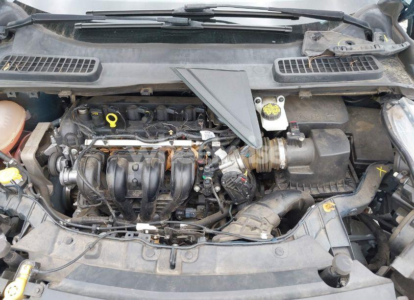 Photo 10 of 2019 Ford Escape S (VIN 1FMCU0F75KUB83831)