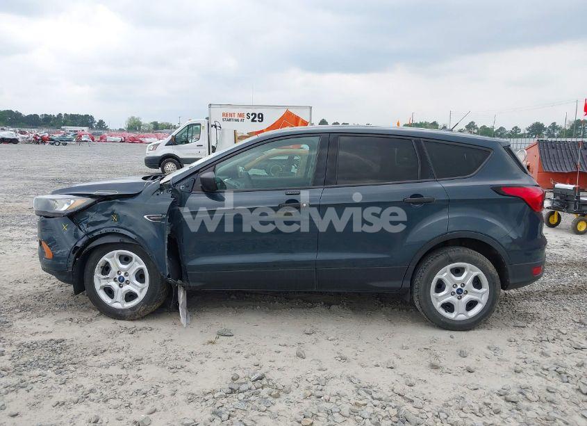Photo 14 of 2019 Ford Escape S (VIN 1FMCU0F75KUB83831)