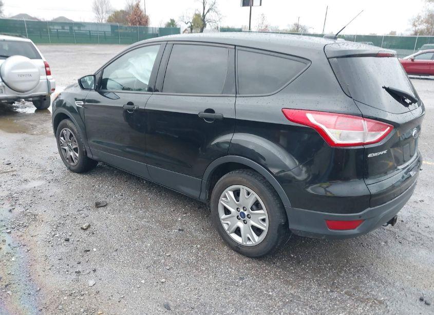 Photo 3 of 2013 Ford Escape S (VIN 1FMCU0F76DUB10325)