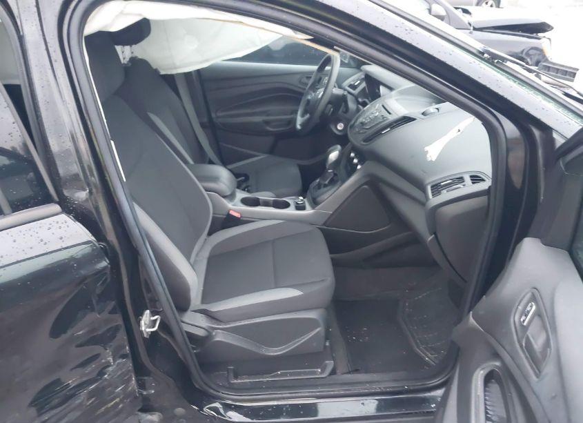 Photo 5 of 2013 Ford Escape S (VIN 1FMCU0F76DUB10325)