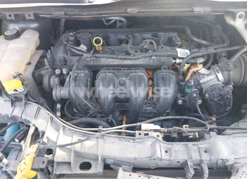 Photo 10 of 2013 Ford Escape S (VIN 1FMCU0F76DUD65203)