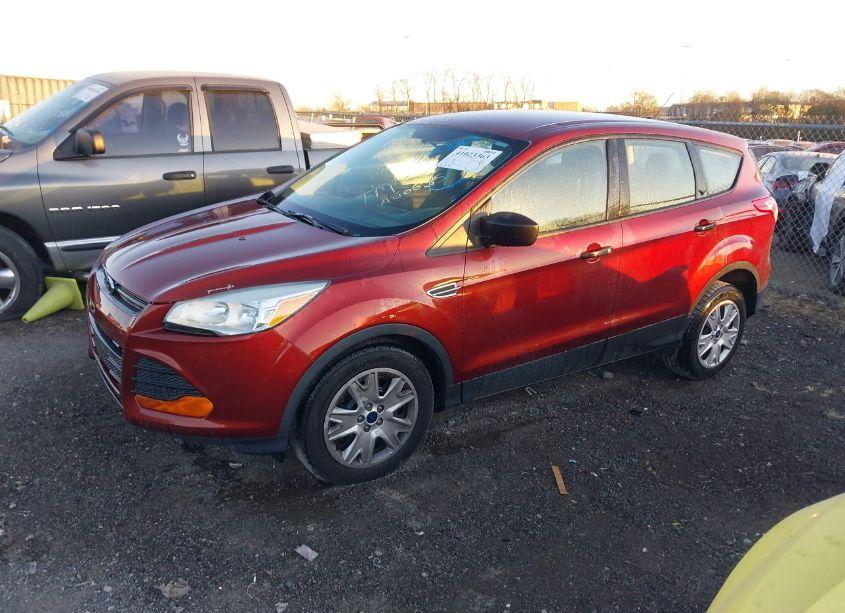 Photo 2 of 2014 Ford Escape S (VIN 1FMCU0F76EUA66635)