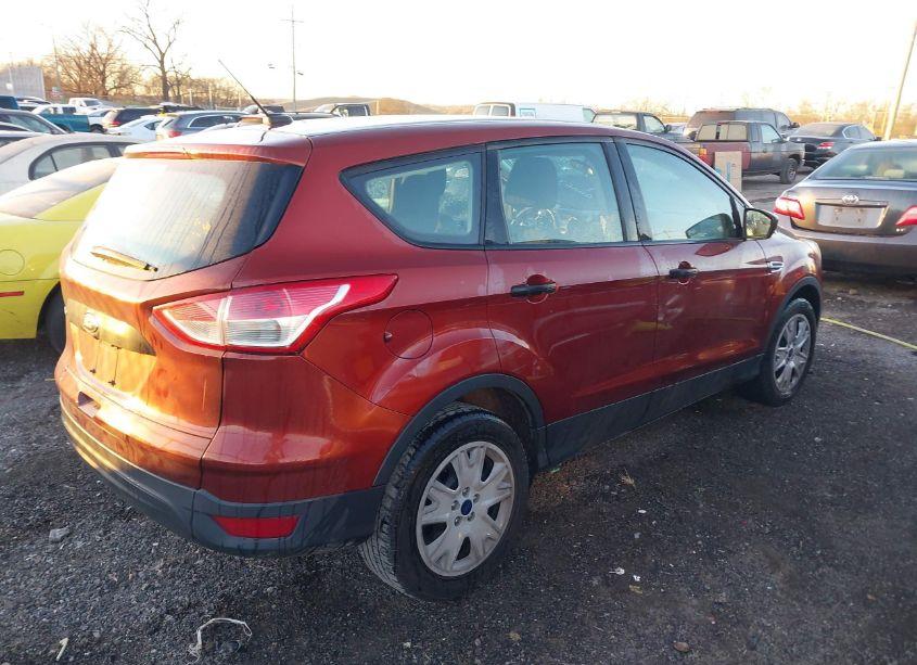 Photo 4 of 2014 Ford Escape S (VIN 1FMCU0F76EUA66635)