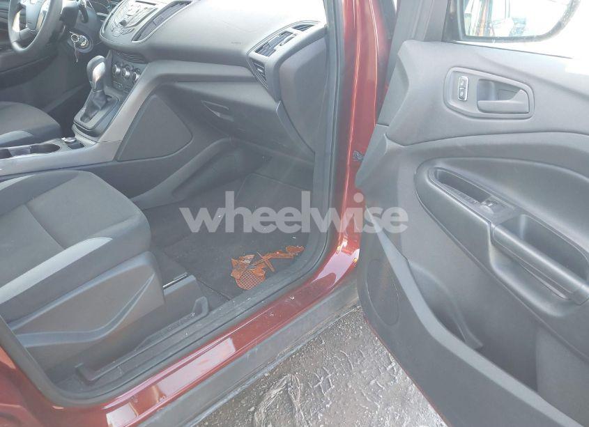 Photo 5 of 2014 Ford Escape S (VIN 1FMCU0F76EUA88960)