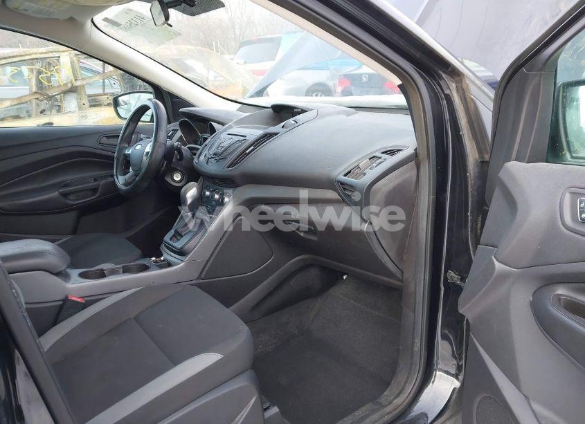 Photo 5 of 2014 Ford Escape S (VIN 1FMCU0F76EUB26493)