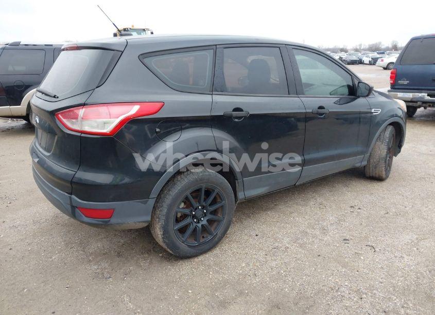 Photo 4 of 2014 Ford Escape S (VIN 1FMCU0F76EUC01354)