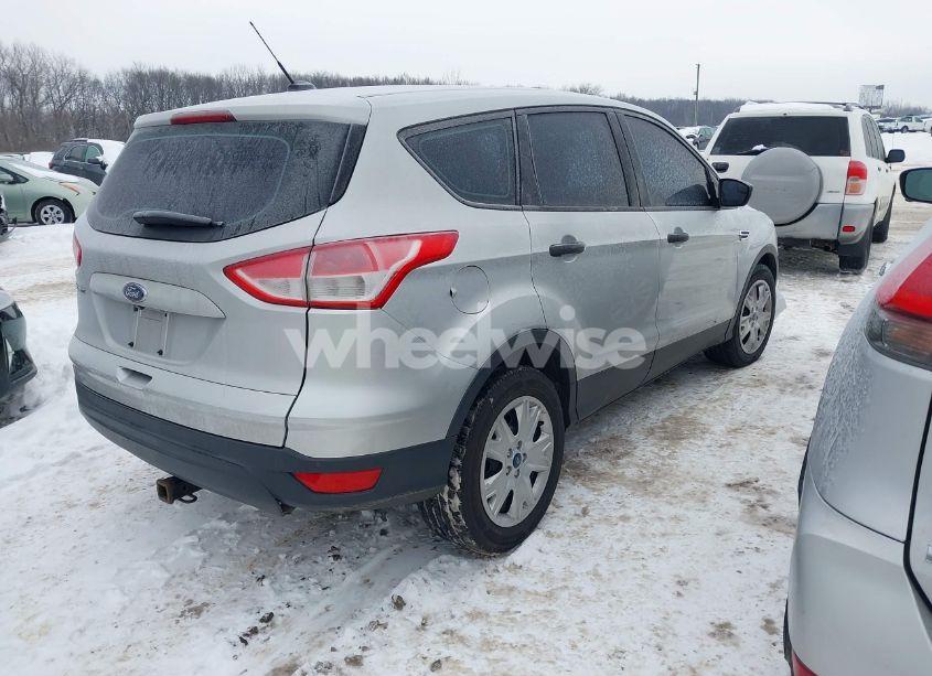 Photo 4 of 2014 Ford Escape S (VIN 1FMCU0F76EUD23129)