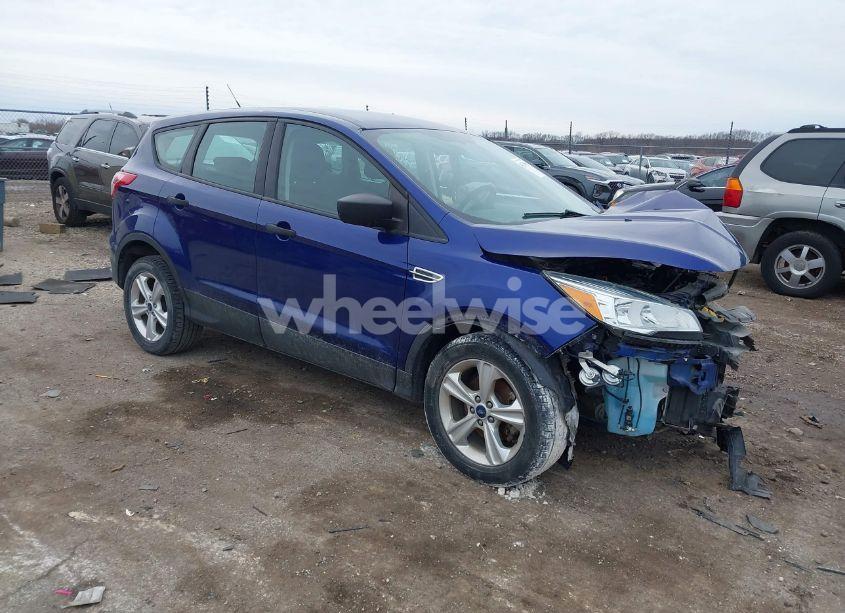 2014 Ford Escape S (VIN 1FMCU0F76EUE12411) main photo