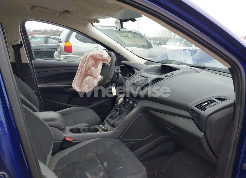 Photo 5 of 2014 Ford Escape S (VIN 1FMCU0F76EUE12411)