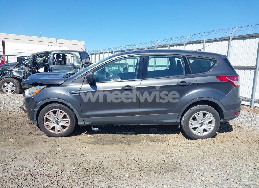 Photo 14 of 2015 Ford Escape S (VIN 1FMCU0F76FUA03391)