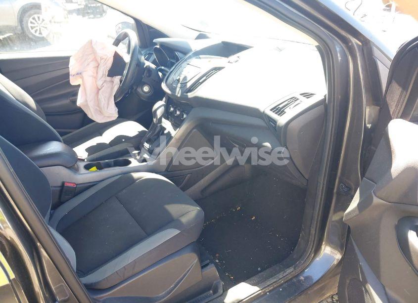 Photo 5 of 2015 Ford Escape S (VIN 1FMCU0F76FUA03391)