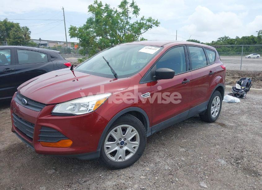 Photo 2 of 2015 Ford Escape S (VIN 1FMCU0F76FUC01503)