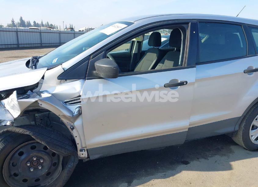 Photo 18 of 2015 Ford Escape S (VIN 1FMCU0F76FUC35361)