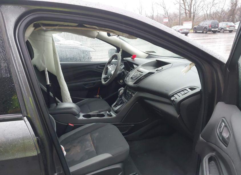 Photo 5 of 2015 Ford Escape S (VIN 1FMCU0F76FUC66271)