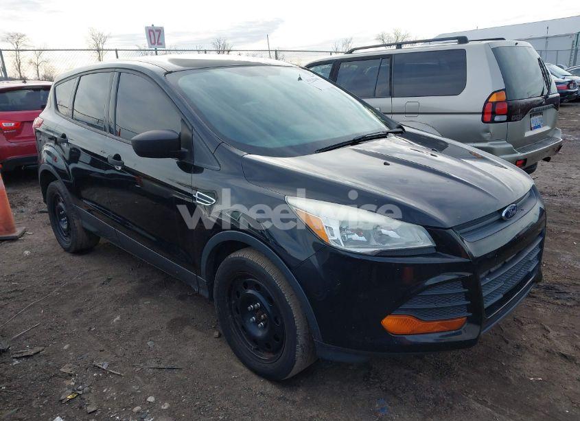 2016 Ford Escape S (VIN 1FMCU0F76GUA51166) main photo