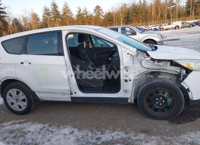 Photo 13 of 2016 Ford Escape S (VIN 1FMCU0F76GUA60370)