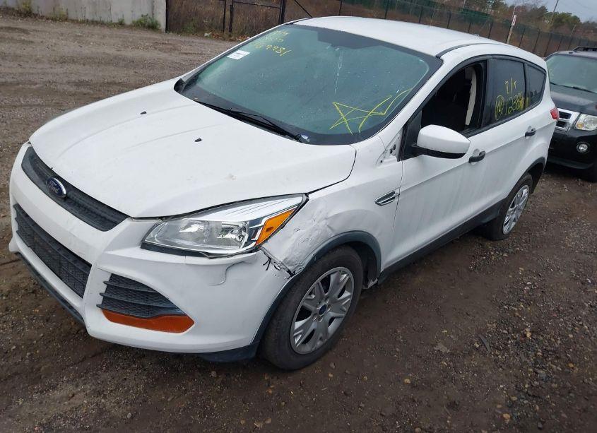 Photo 2 of 2016 Ford Escape S (VIN 1FMCU0F76GUB11415)