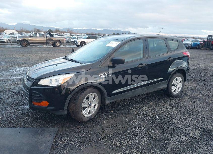 Photo 2 of 2016 Ford Escape S (VIN 1FMCU0F76GUB39411)