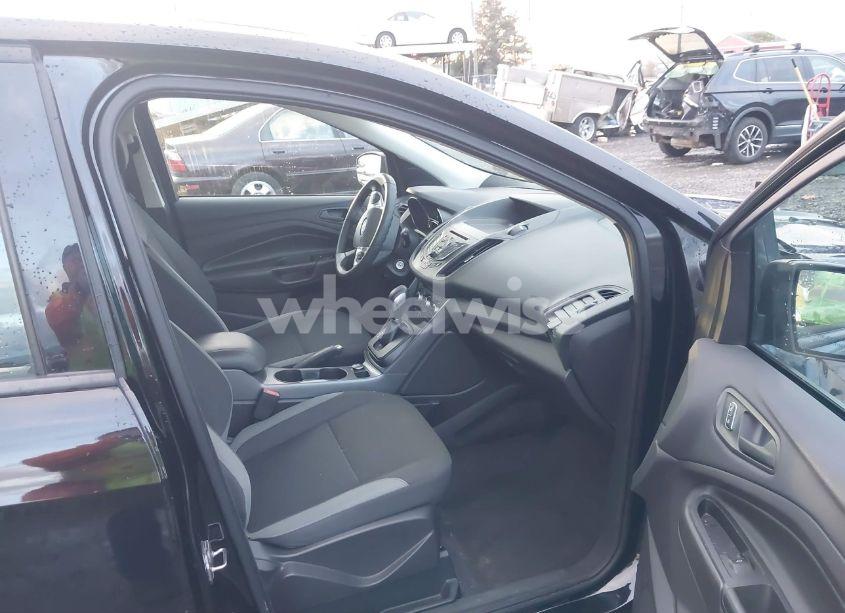 Photo 5 of 2016 Ford Escape S (VIN 1FMCU0F76GUB39411)