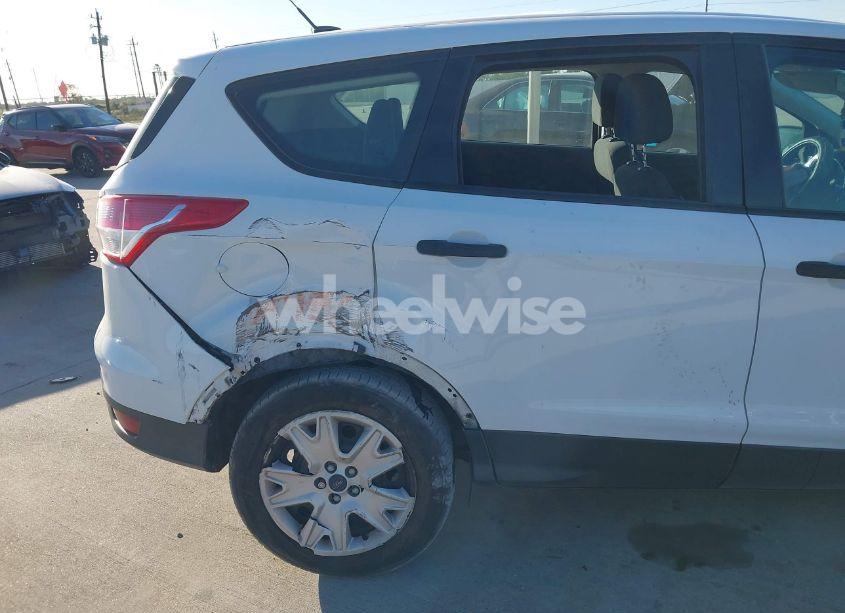 Photo 17 of 2016 Ford Escape S (VIN 1FMCU0F76GUB71145)